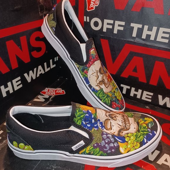 Vans Men's 9.5/Women's 11 Fruit Skull Slip On Black/White VN0A7Q5DY28 - Picture 13 of 13